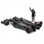 Автомодель с фигуркой - Mercedes-AMG F1 W14 E Performance (1:24) (Bburago)