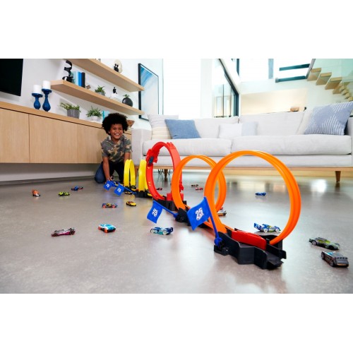 Трек "Карколомні трюки в петлях" Hot Wheels (Hot Wheels)