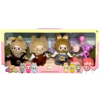 Игрушка-персонаж в костюме 