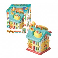 Будинок бізіборд, ОЗВУЧУВАННЯ УКРАЇНСЬКОЮ МОВОЮ, 15 казок, 15 пісень, 10 скоромовок, кермо, застібки, замки, “Нагодуй пташку”, в коробці