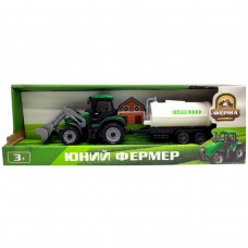 Зеленый трактор с белой бочкой