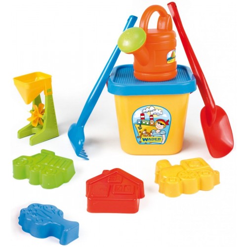 Набір до пiску (великий юніор), складається з квадратного відерця з ситом, лопатки, грабель, млина, форм, а також кораблика (Wader)