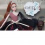 Кукла "Emily" с мишкой и стульчиком (MiC)