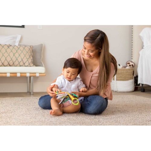 INFANTINO Навесная книга с прорезывателем Животные (Infantino) INFANTINO Навесная книга с прорезывателем Животные (Infantino)