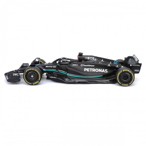 Автомодель з фігуркою - Mercedes-AMG F1 W14 E Performance (1:24) (Bburago)