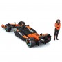 Автомодель с фигуркой - McLaren MCL38 (1:24) (Bburago)