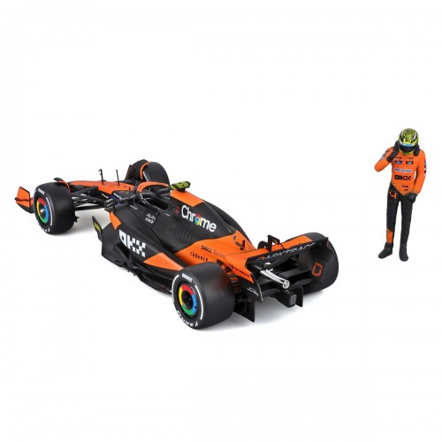 Автомодель с фигуркой - McLaren MCL38 (1:24) (Bburago)