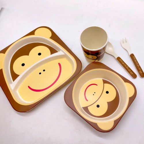 Набір дитячого бамбукового посуду (МЕТЕЛИК) (Lindo)