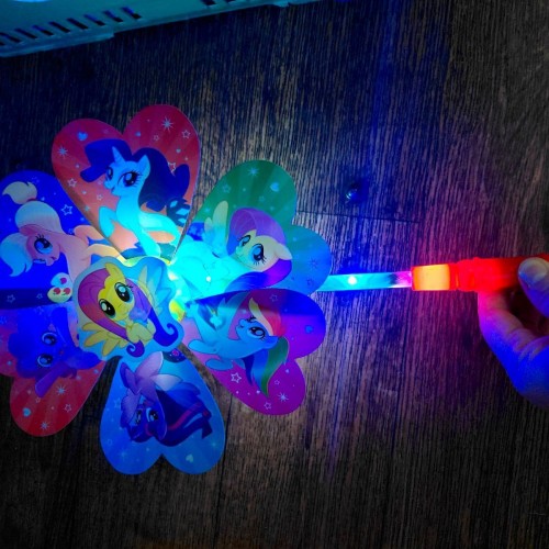 Вітрячок зі світлом, 2 ШТУКИ В УПАКОВЦІ (мікс видів) (MiC)