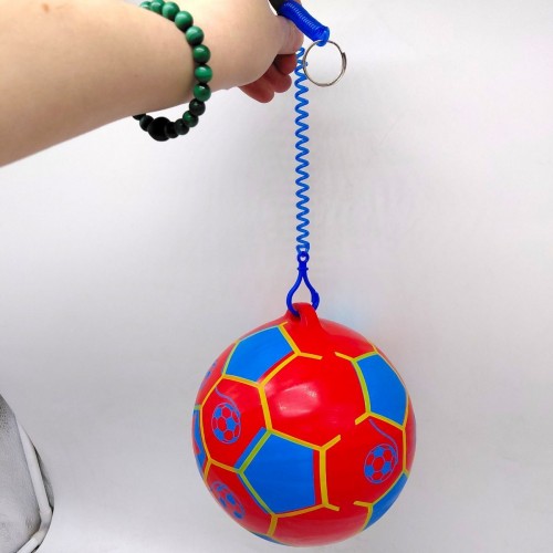 Мяч резиновый, диаметр 17 см, карабин с пружинкой, КРАСНЫЙ (MiC)