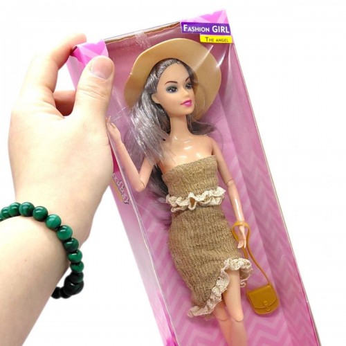 Лялька, типу барбі, в стильному одязі (ДЖИНСИ В КВІТКУ) (MiC)