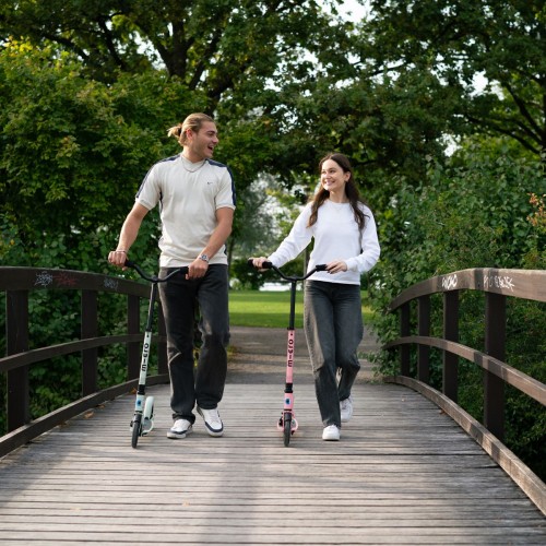 Самокат Micro серії Speed Deluxe - Колір зеленої глини (Micro)