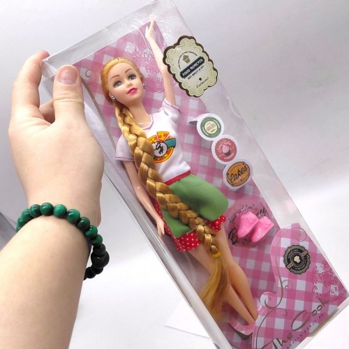 Кукла серии "Food Moments" (БЛОНДИНКА ВИД 3) (MiC)