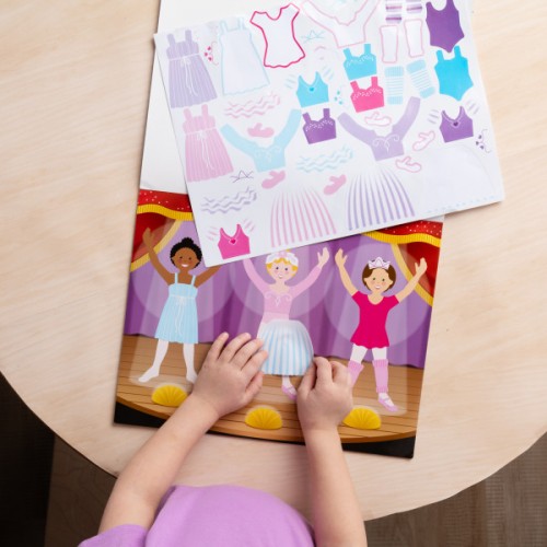 Melissa & Doug: Набор многоразовых наклеек «Одень куклу» (Melissa & Doug) Melissa & Doug: Набор многоразовых наклеек «Одень куклу» (Melissa & Doug)